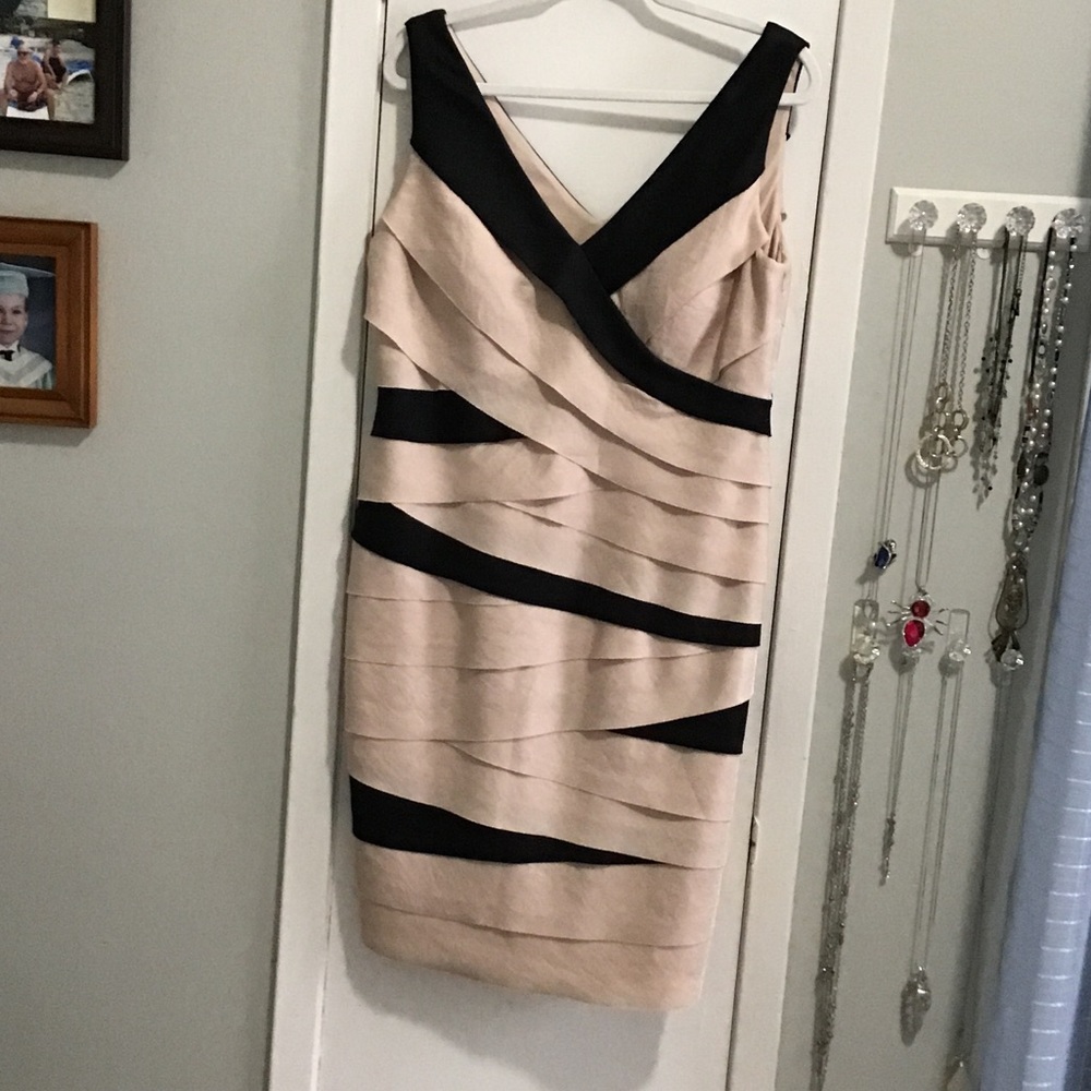 Chic One Shoulder Black and Cream Dress